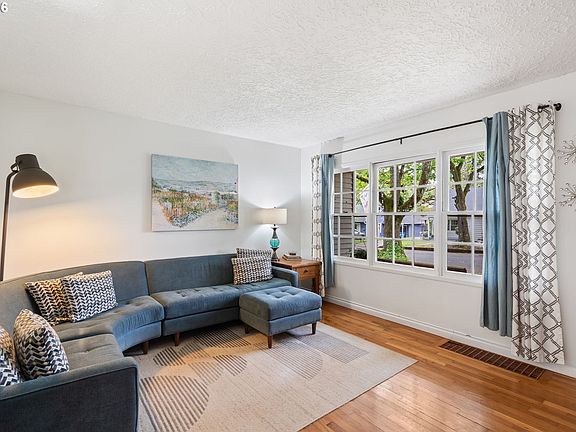 5th image of 705 NW 41st St