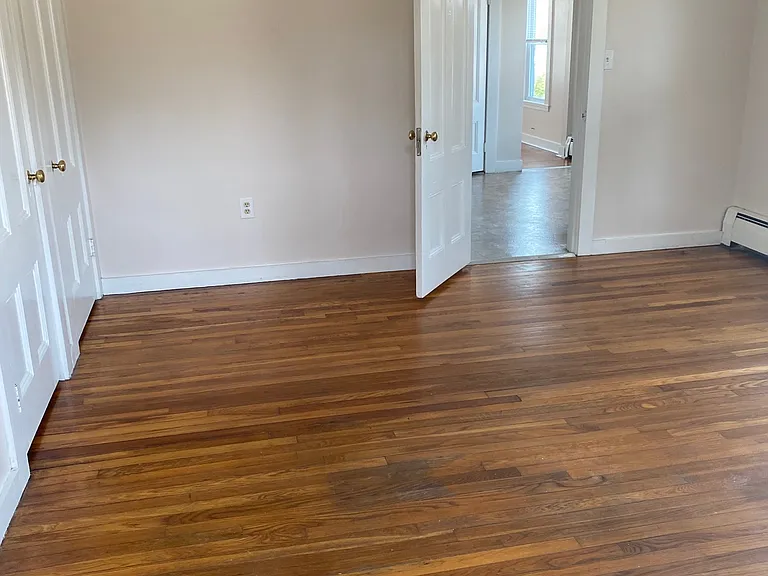 13 Magnolia Ave #1L — Photo 4