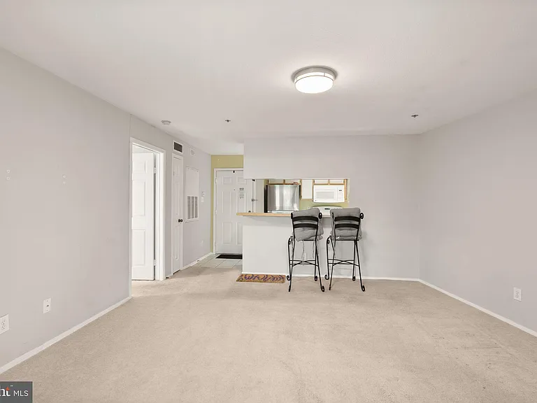 3313 Wyndham Cir #3209 — Photo 11