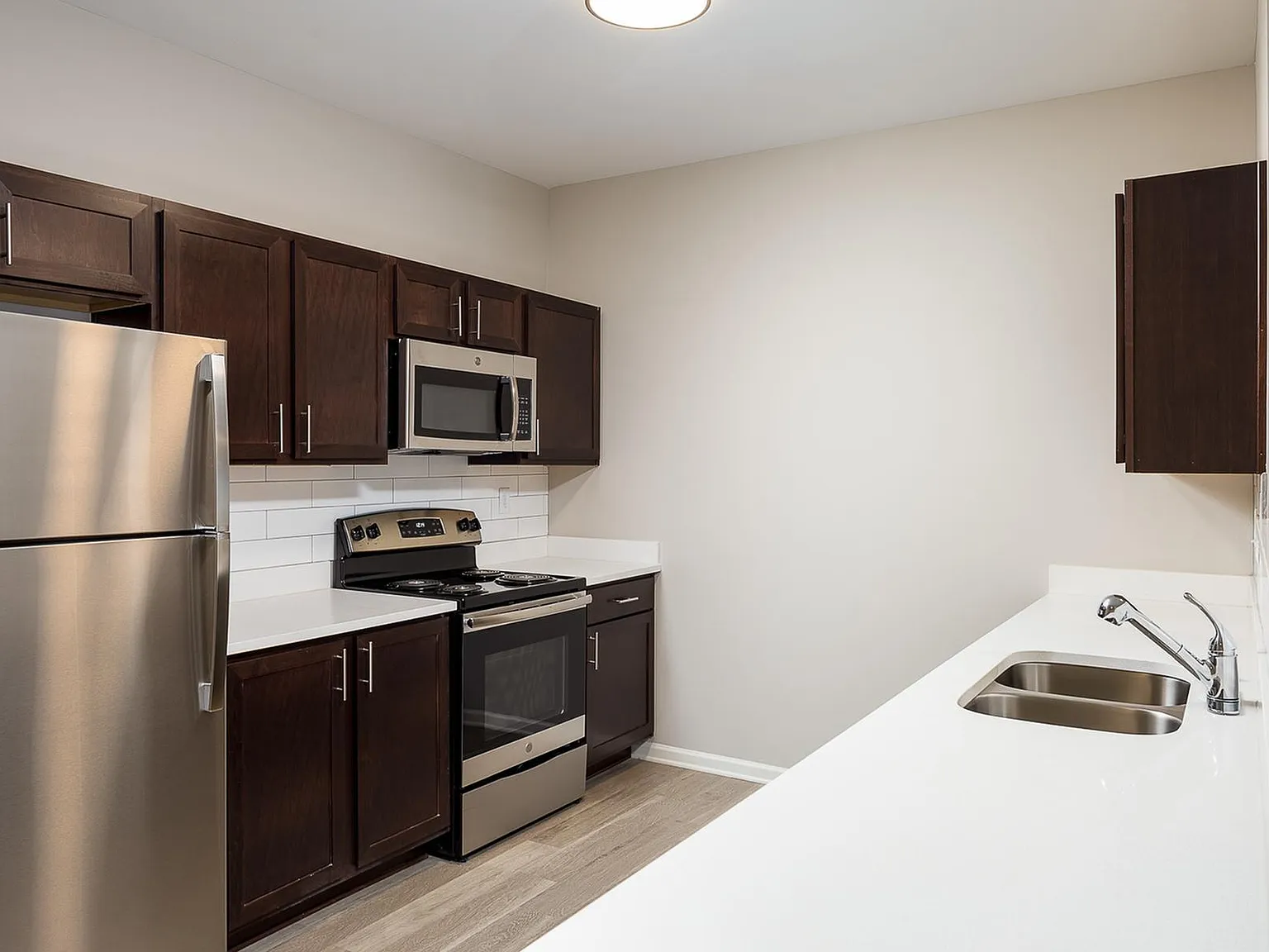 The Briarville Apartments — Photo 2