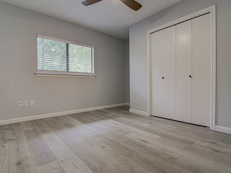 13005 Muldoon Dr — Photo 13