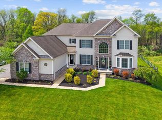 33 Waterton Dr, Bear, DE 19701