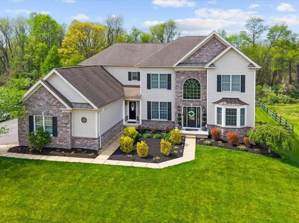 33 Waterton Dr, Bear, DE 19701