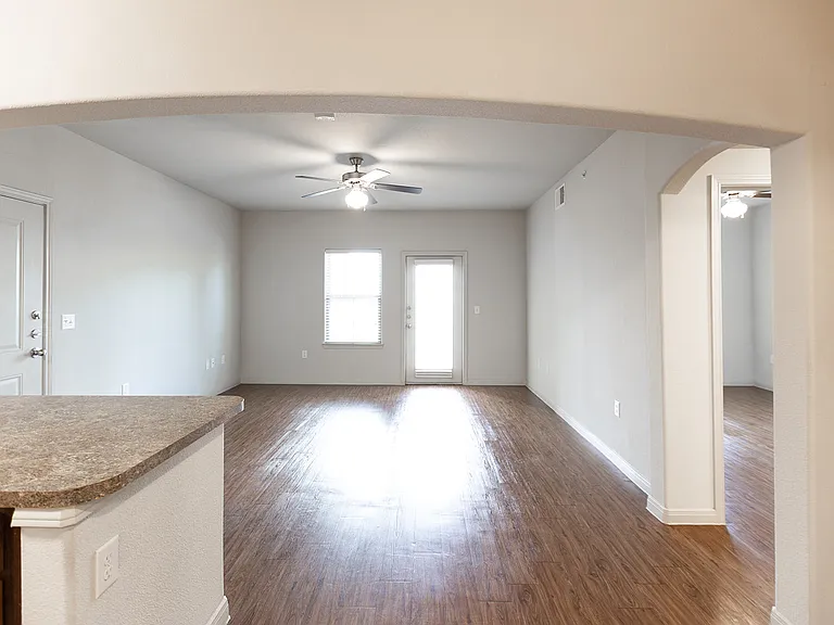 Freedom Hills Ranch Apartments — Photo 67
