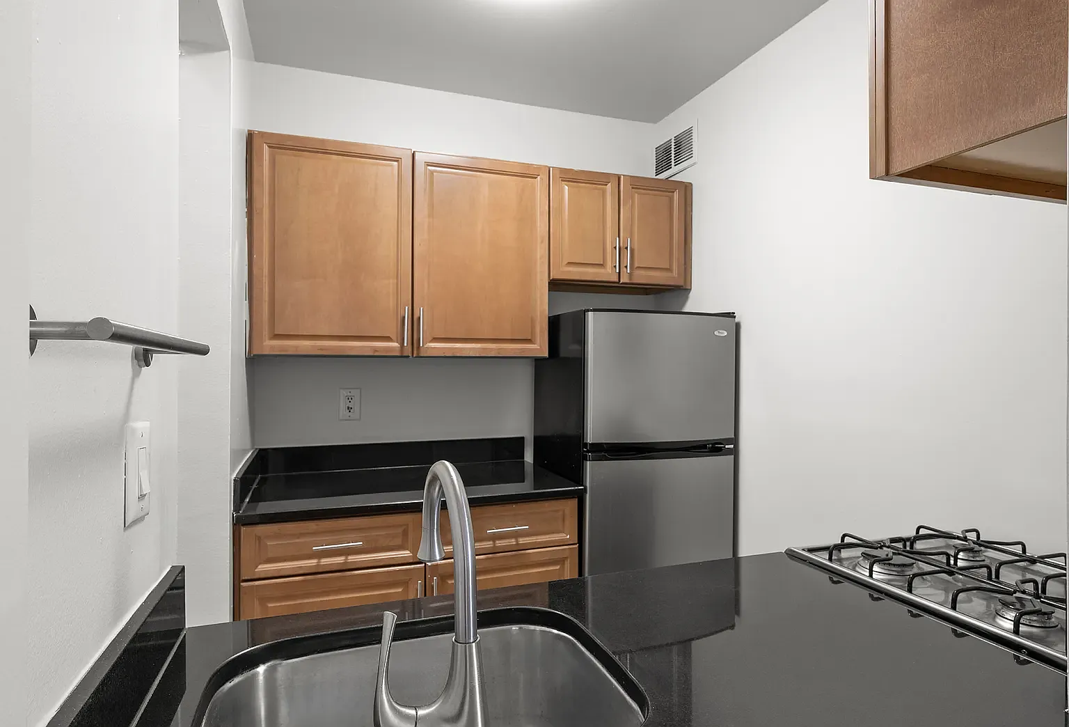 131 East 83rd Street — Photo 4