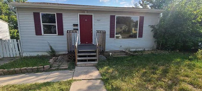 203 Saint Andrew St