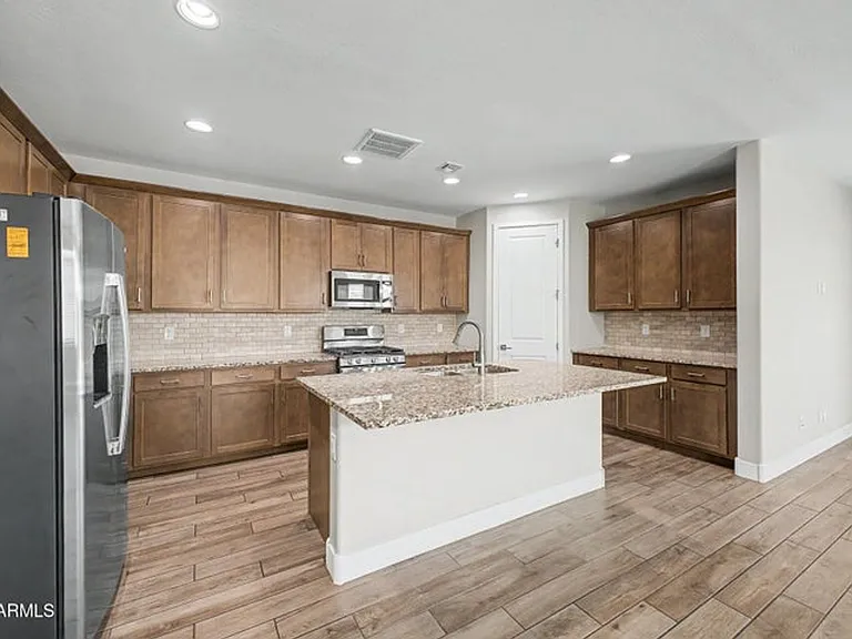 9701 E Spiral Ave — Photo 4
