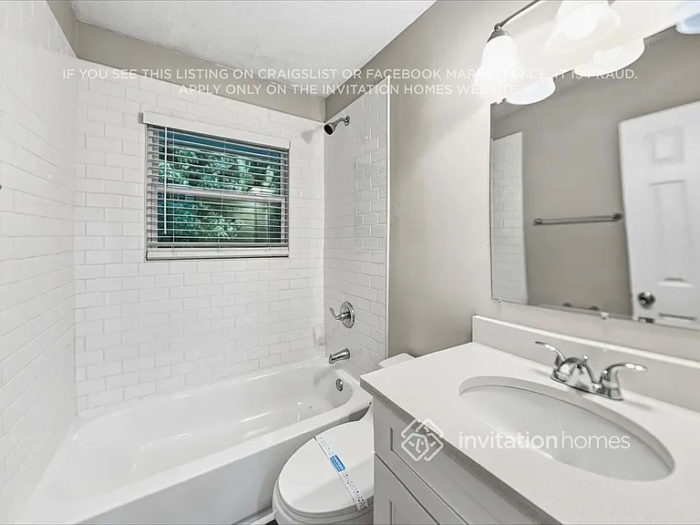 1537 Spruce Ridge Ct — Photo 17