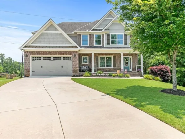 466 Sweet Apple Ln, Buford, GA 30518