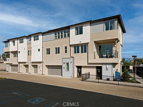 3rd image of 1580 Lima Way Unit 1