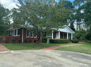 1238 Andrews Rd, Fayetteville, NC 28311