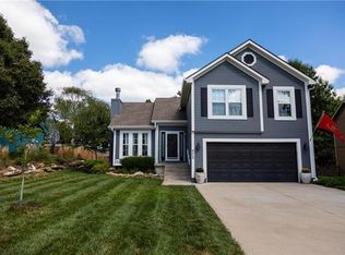 8412 NE 74th Ct, Kansas City, MO 64158