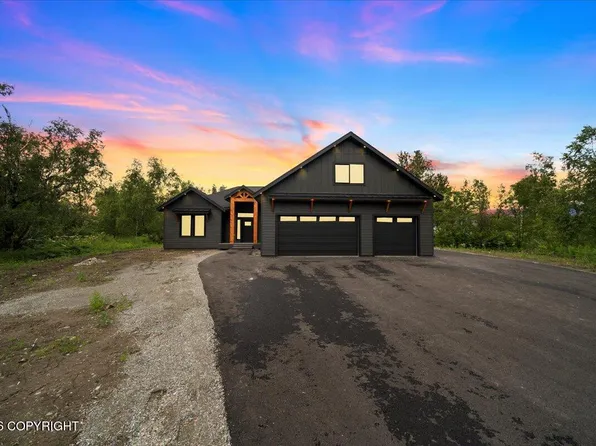 799 W Montana Dr, Palmer, AK 99645