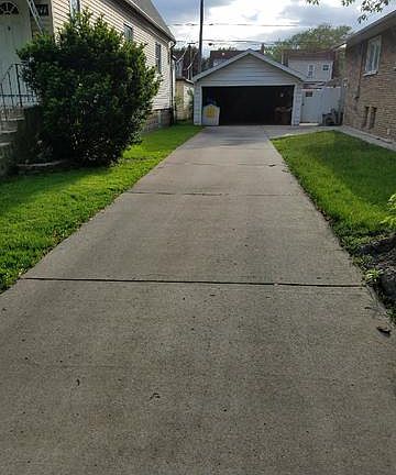 5th image of 10936 S Avenue N