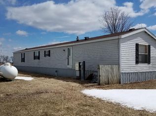 7927 County Road Dd, Gratiot, WI 53541
