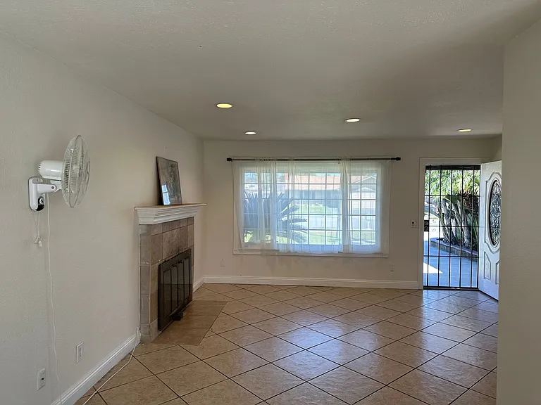 2432 S Garfield Pl — Photo 7