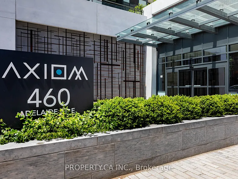 460 Adelaide St E #1821 — Photo 2
