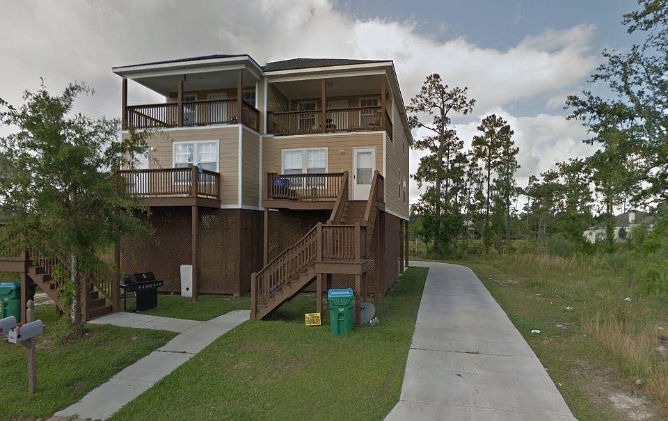 1st image of 321 Lac Bleu Ave
