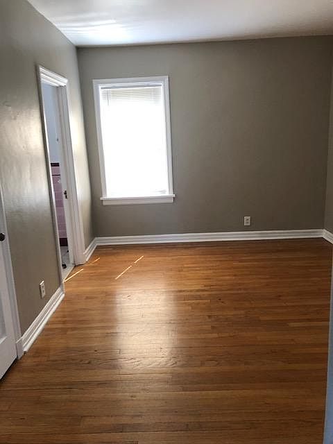 2nd image of 8014 Kingsbury Blvd APT 8