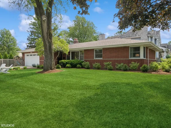 506 Briarhill Rd, Glenview, IL 60025