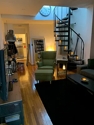 Rented by Bond New York | media 18