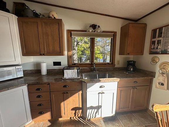 4th image of 2734 Bear Island River Rd
