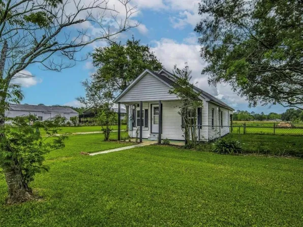 1228 Highway 73, Winnie, TX 77665