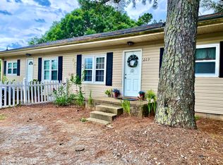 207209-207 E Bridgers St #209-W, Burgaw, NC 28425