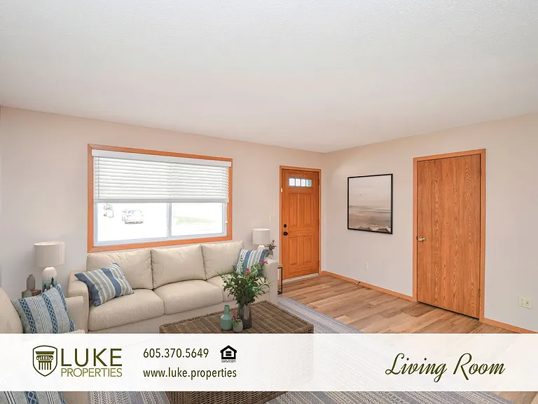 5213 E Prospect St — Photo 3