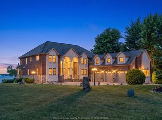 1360 Windermere Pl, Amherstburg, ON N9V3R3