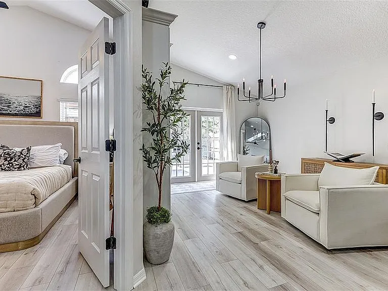 814 Brightview Dr — Photo 41