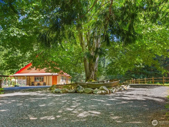 8234 Flager Road, Nordland, WA 98358