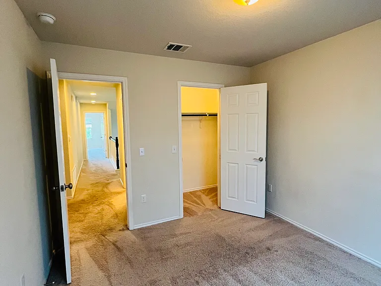 908 Cottage Bank Trl — Photo 7