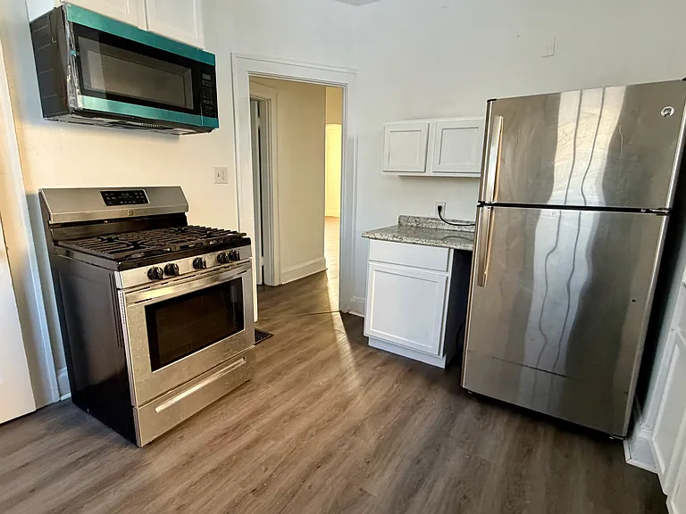 3508 Bevis Ave — Photo 2