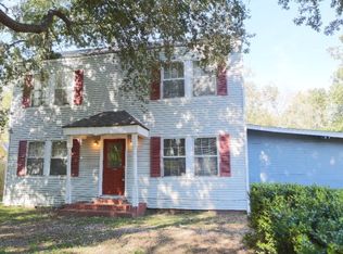 808 Maryland Dr, Athens, TX 75751