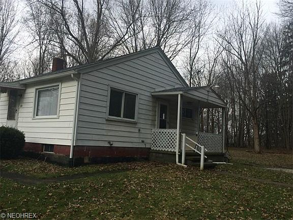 4th image of 1185 Winters St
