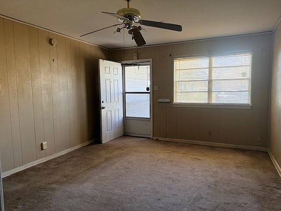 3rd image of 3646 Mainer St