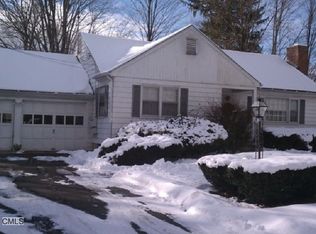 1 Deerwood Mnr, Norwalk, CT 06851