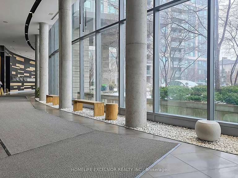 273 S Park Rd #1018 — Photo 3