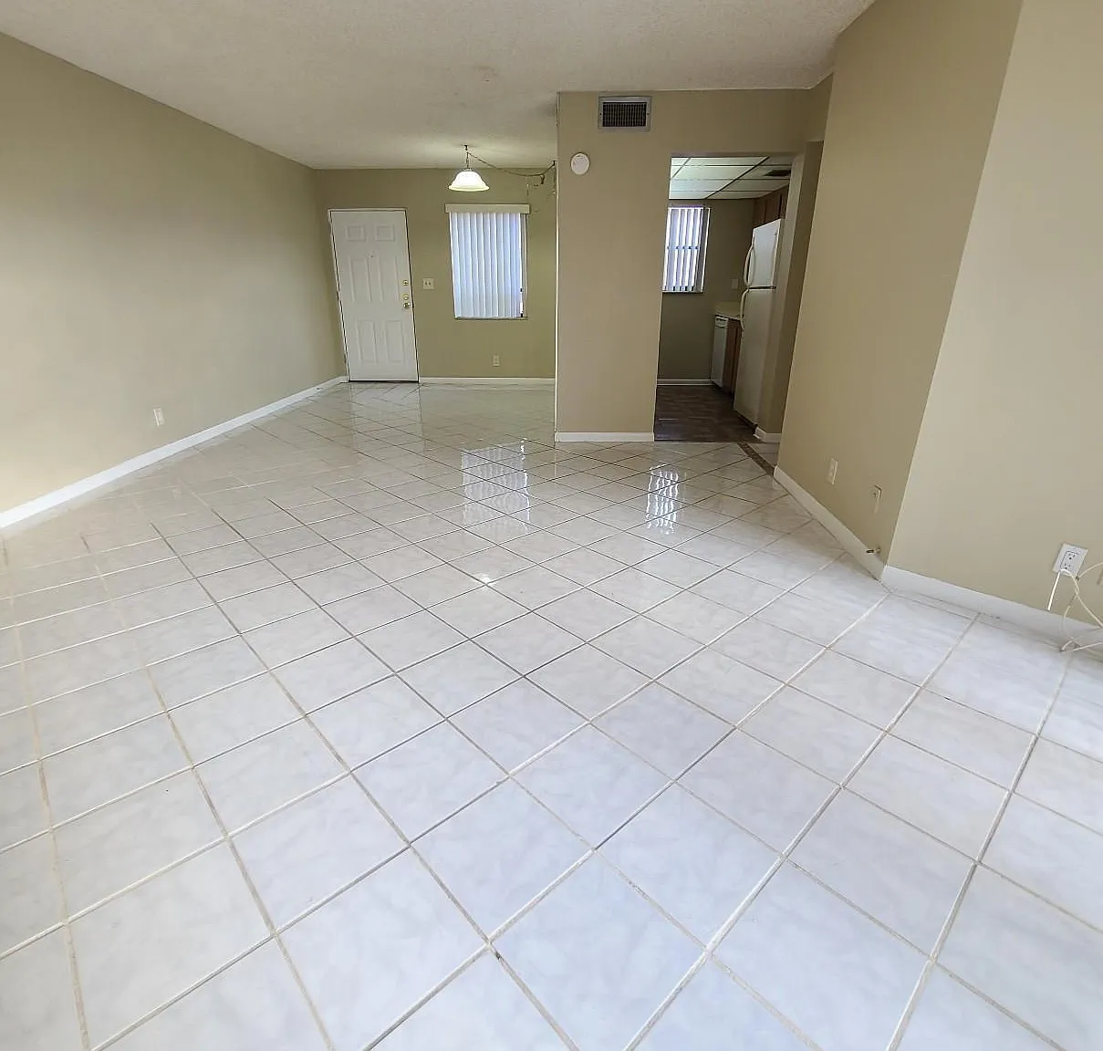 1 bed, 1.0 bath, 775 sqft, $1,500 — Photo 1