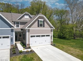 1581 Mud Brook Ct, Akron, OH 44313