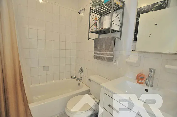 Rented by EXR | media 11