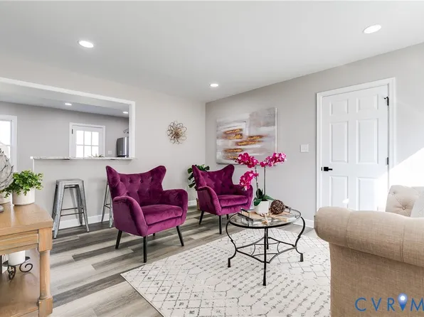 324 S 12th Ave, Hopewell, VA 23860