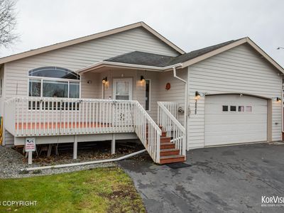 3828 Letty Cir, Anchorage, AK, 99507