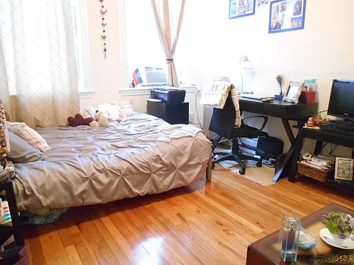 6 Camelot Ct Photo 1