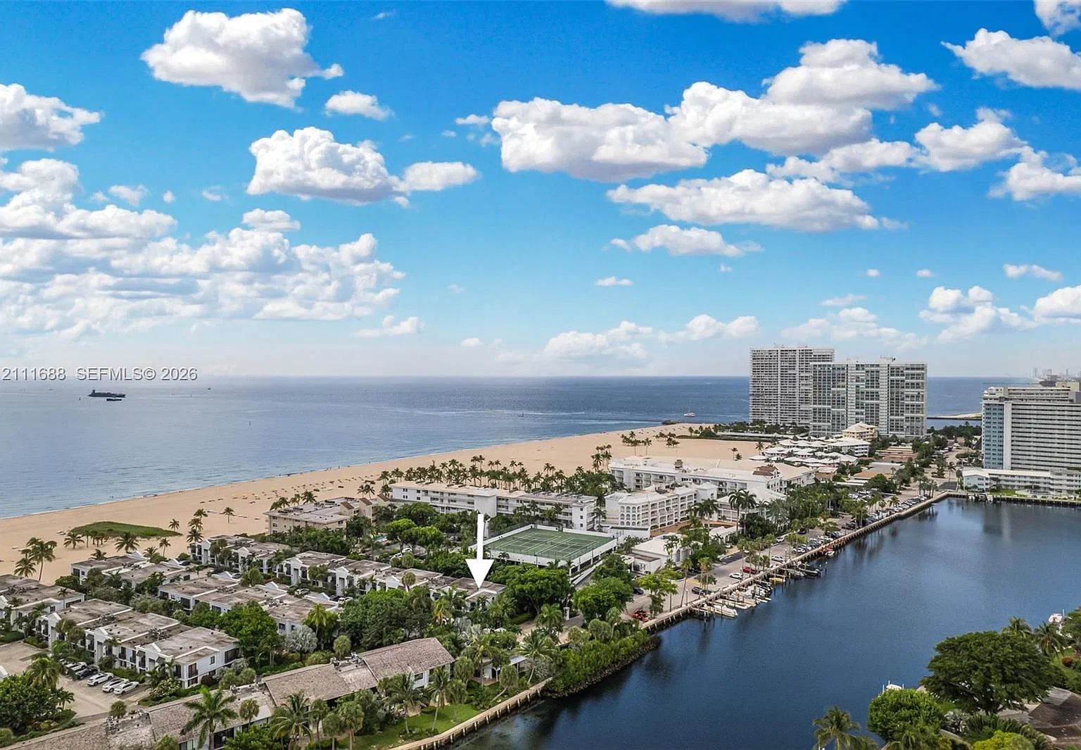 Oceanage Condo — Photo 4