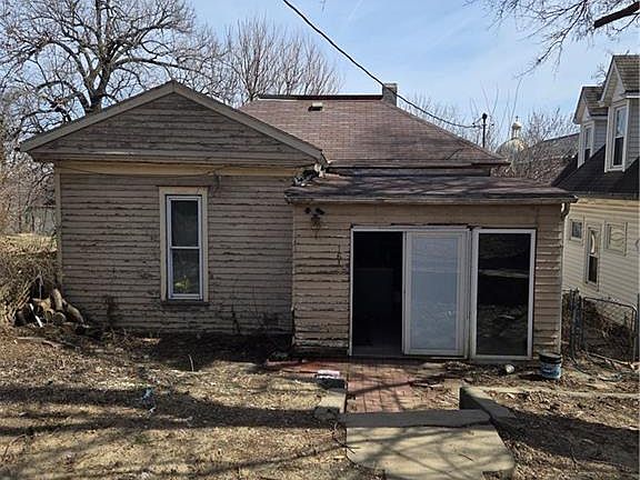 4th image of 1618 Main St