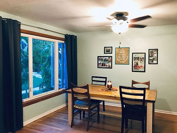 3rd image of 7 Forest Blvd