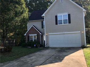 206 Valentine Ct, Greensboro, NC 27405