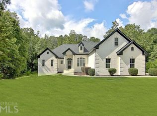 185 Buckhorn Trl, Fayetteville, GA 30214